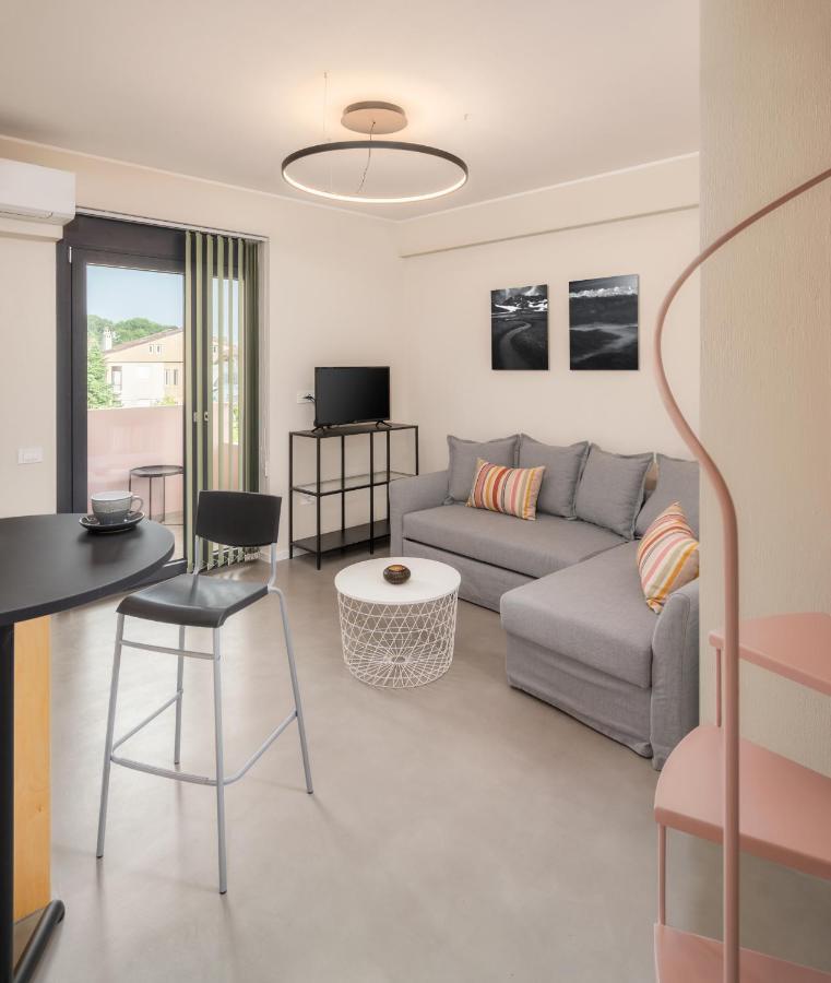 Astra In City Ioannina Ngoại thất bức ảnh